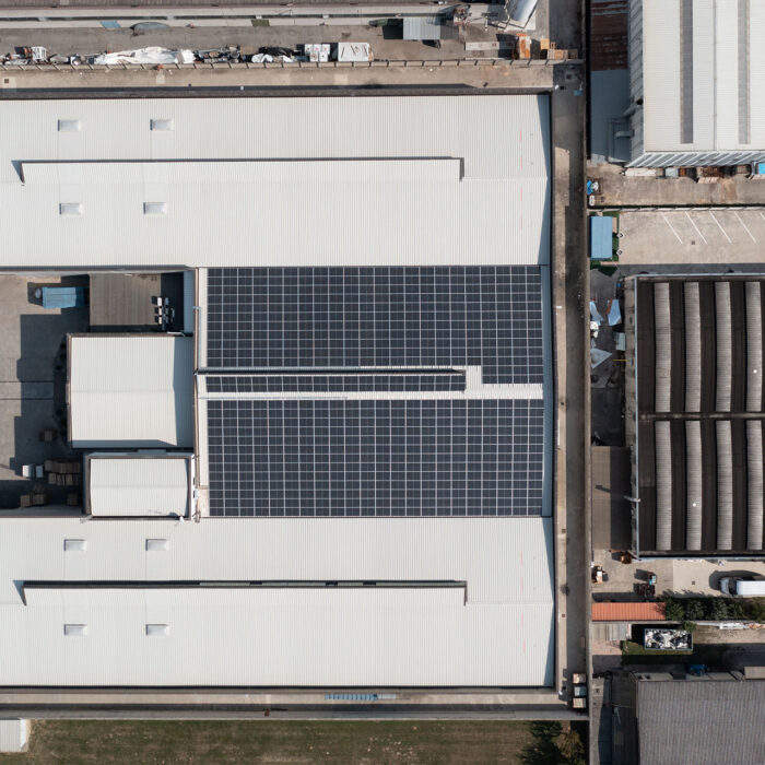 Impianto Fotovoltaico su Tetto Aziendale